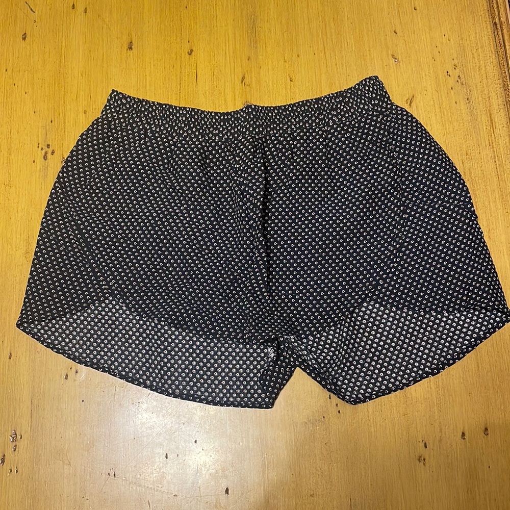 Patterned shorts